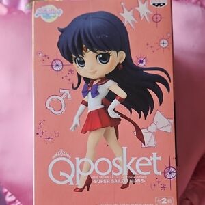 Sailor Moon Eternal Q Posket Super Sailor Mars (Ver. A)